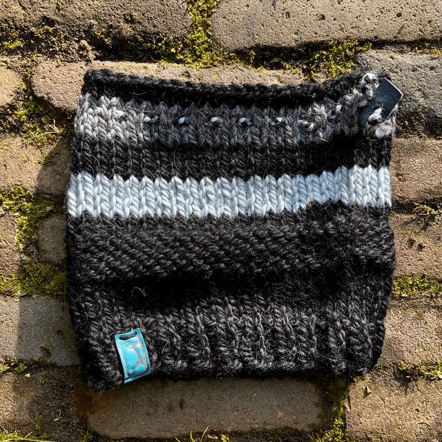 Zwart-blauw-grijze muts