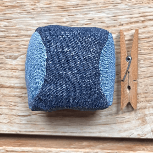 Setje blauwe jongleerballen