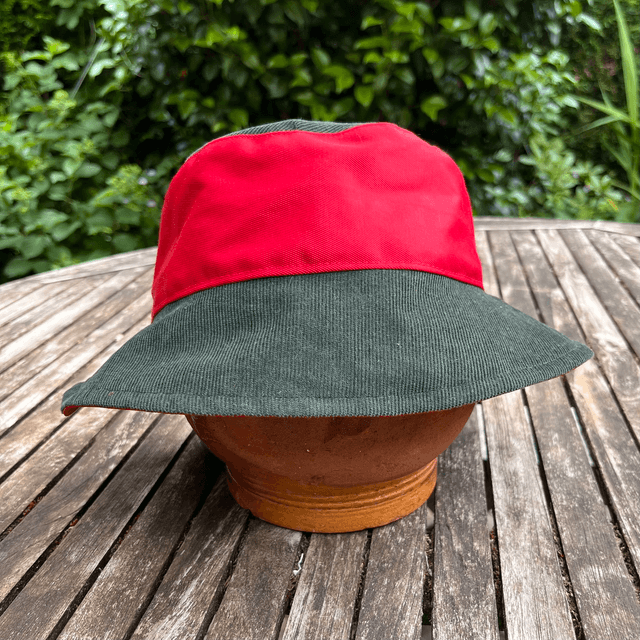 Groen-rode hoed