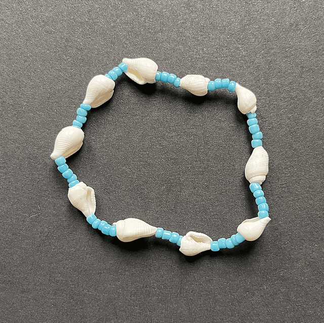 Blauw-wit armbandje